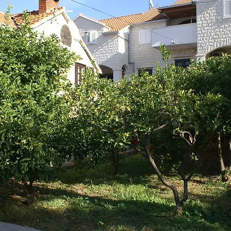 2956a Apartment Supetar